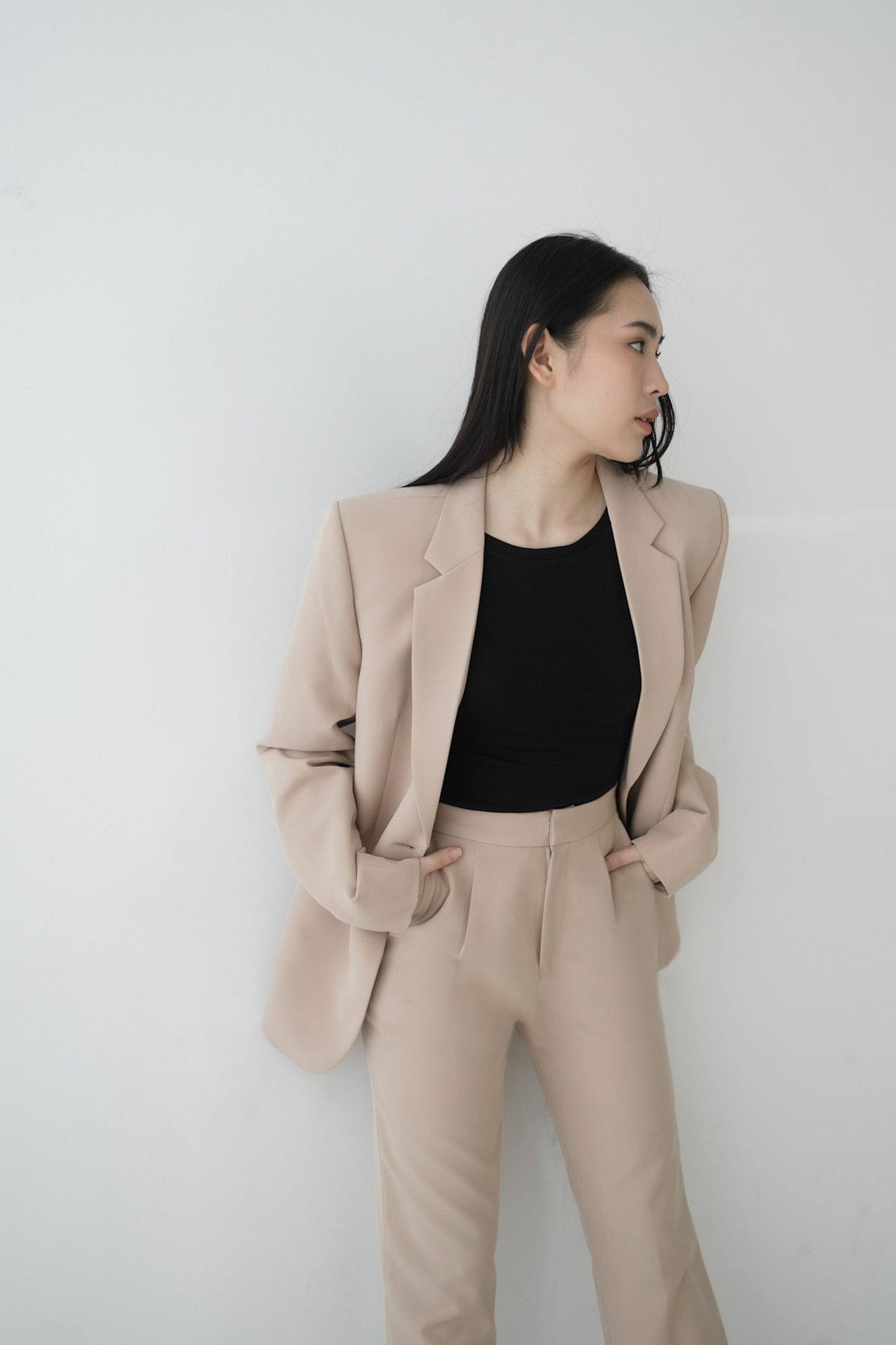 GWEN BLAZER