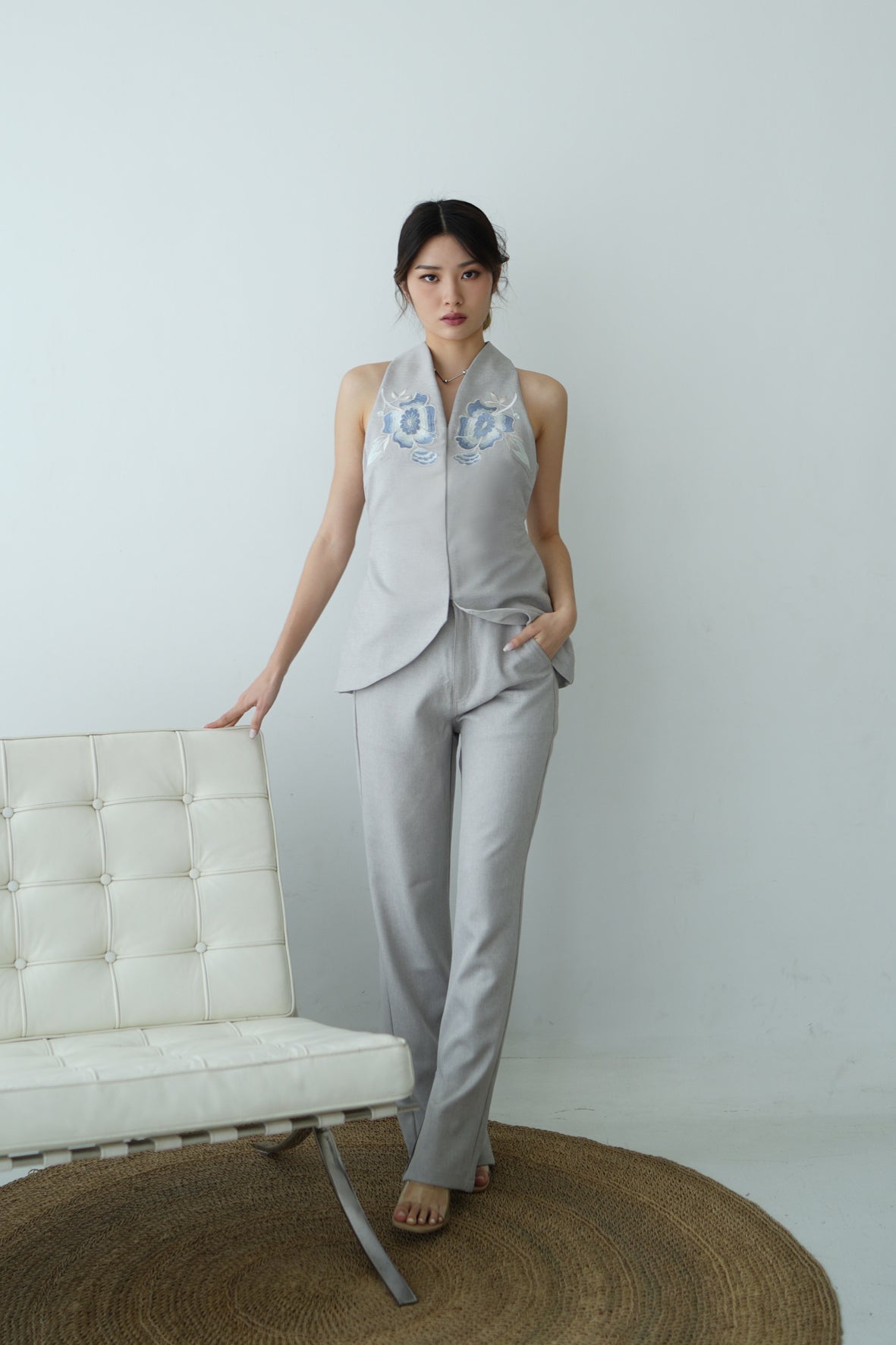 HUAN SET EMBROIDERY WITH PANTS