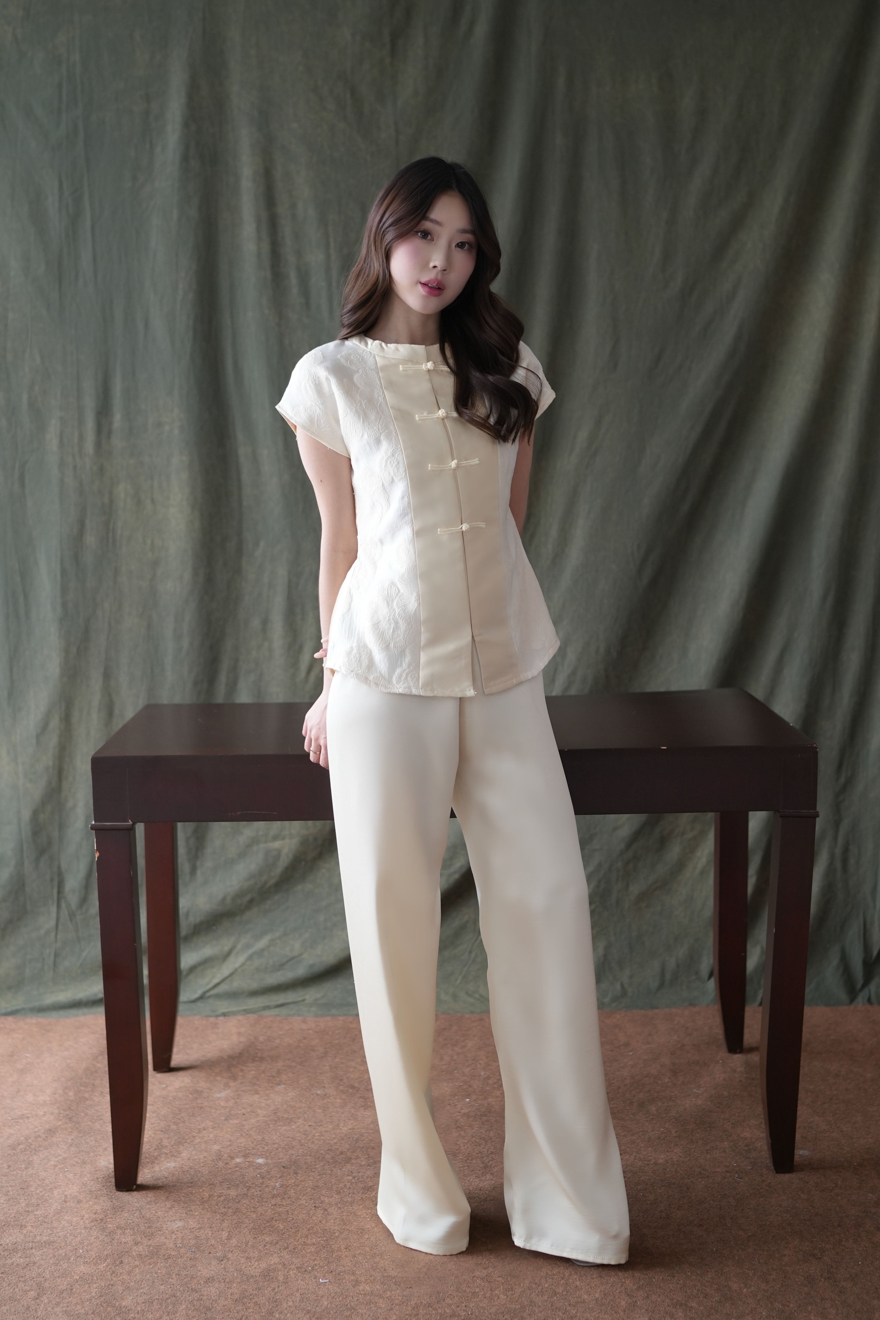 LI FANG TOP – Lafleursign